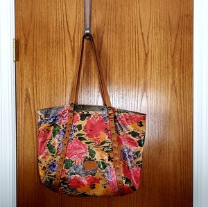 Patrica Nash Tooled X-Large Leather Tote FLORAL